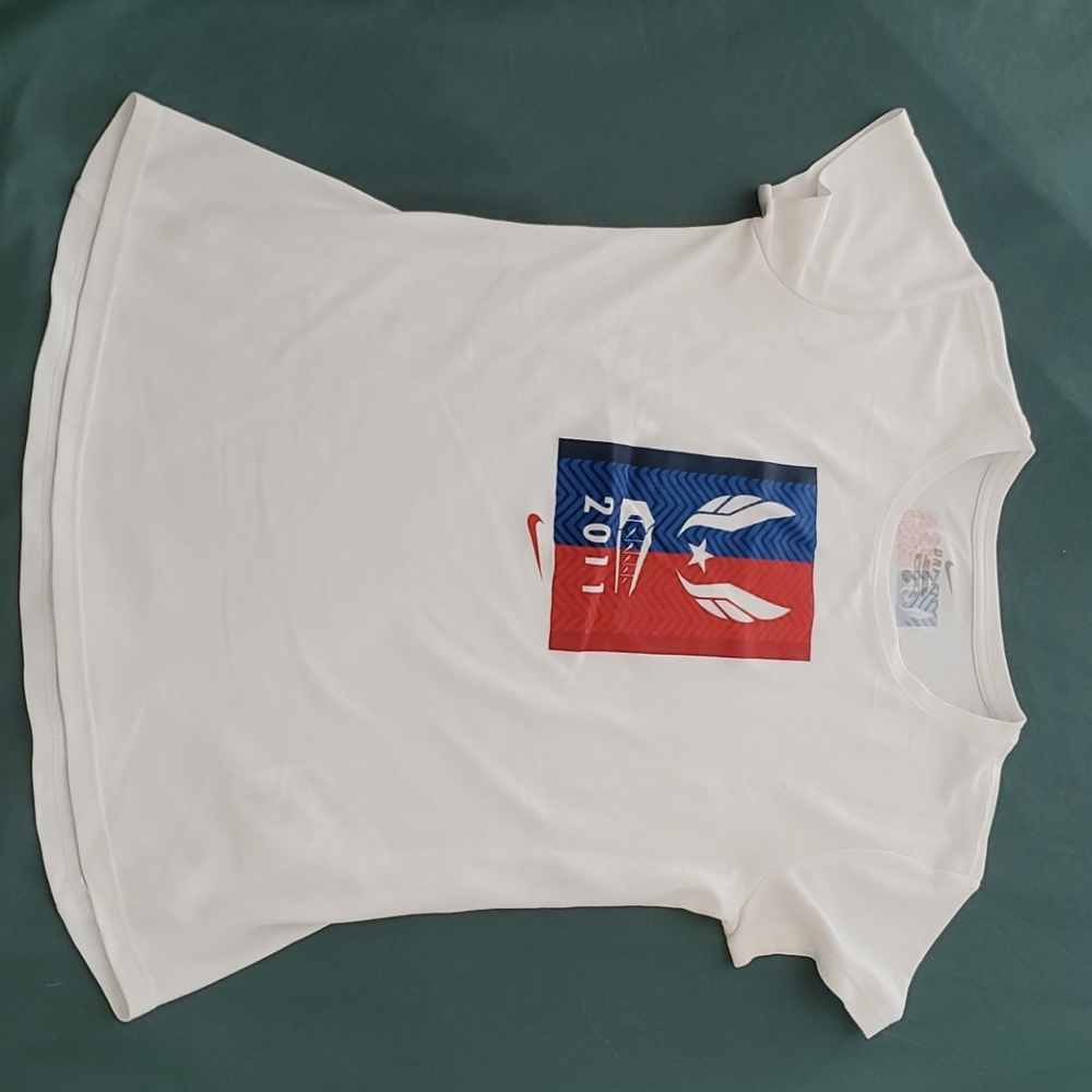 XS Nike Tee